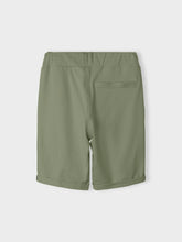 Lade das Bild in den Galerie-Viewer, NKMVIKING Shorts - Oil Green
