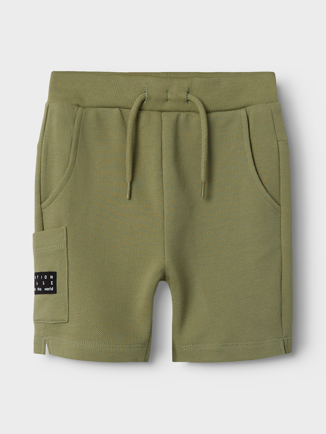 NMMVIVASSE Shorts - Oil Green