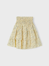 Lade das Bild in den Galerie-Viewer, NKFTRULY Skirts - Double Cream
