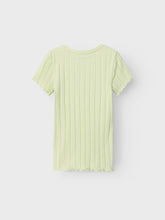Lade das Bild in den Galerie-Viewer, NKFNORALINA T-shirts &amp; Tops - Lime Cream

