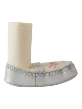 Lade das Bild in den Galerie-Viewer, NMNNULS Footwear - Buttercream
