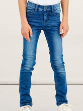 Lade das Bild in den Galerie-Viewer, NKMTHEO Jeans - Medium Blue Denim
