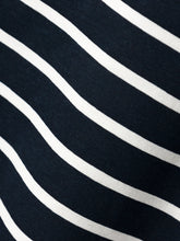 Lade das Bild in den Galerie-Viewer, NMMJOE T-Shirts &amp; Tops - Dark Sapphire
