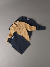 Lade das Bild in den Galerie-Viewer, NMMREBAM Shirts - Bone Brown
